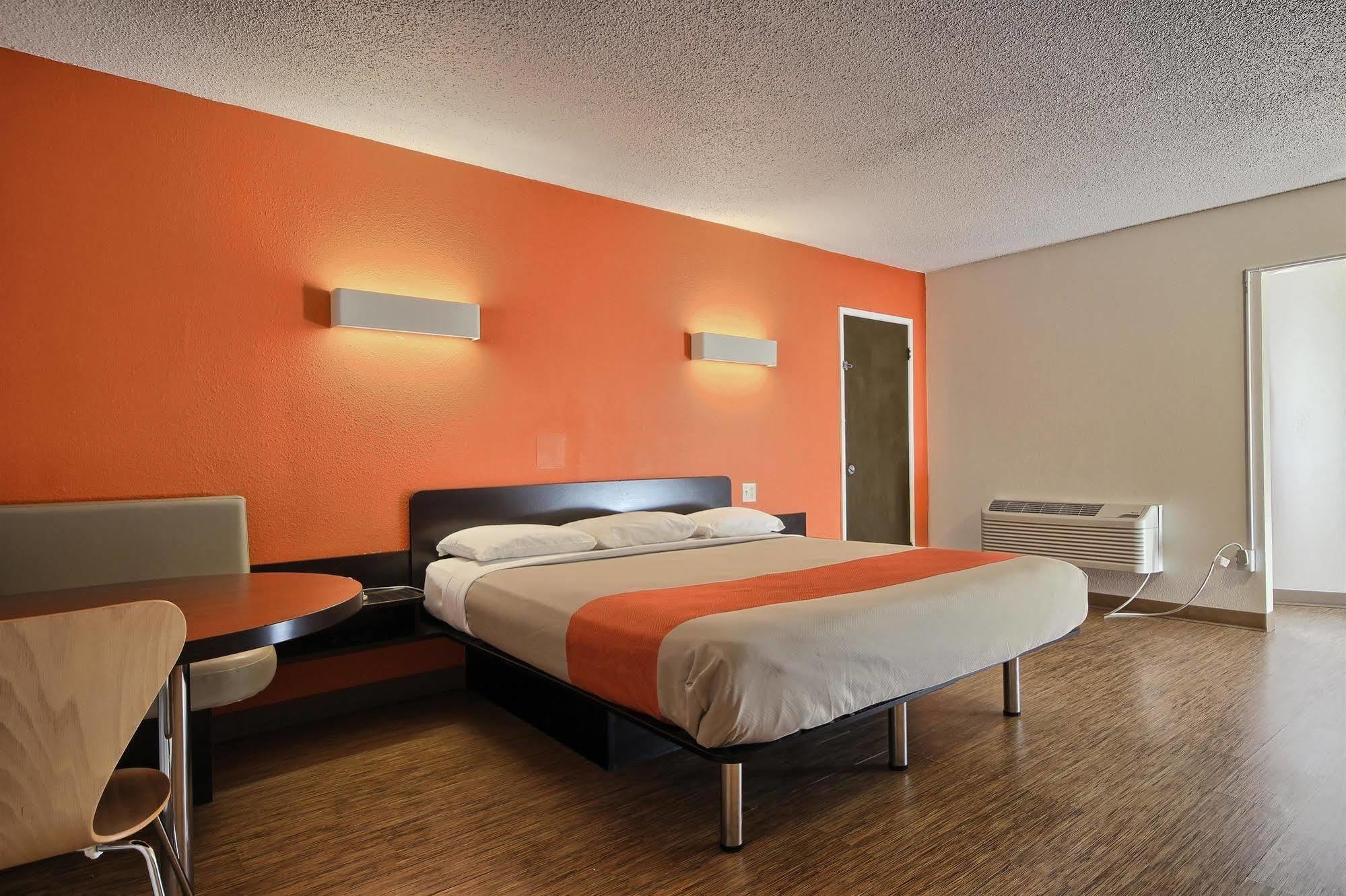 Motel 6-Merced, Ca Екстериор снимка